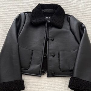 Zara Women's Black Sherpa Jacket